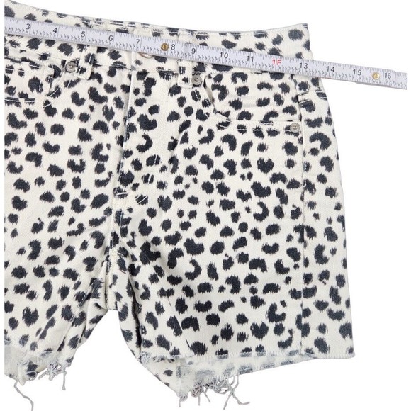 American Eagle Women's White & Black Stretch Denim Animal Print Short Size 2‎ - Picture 4 of 8